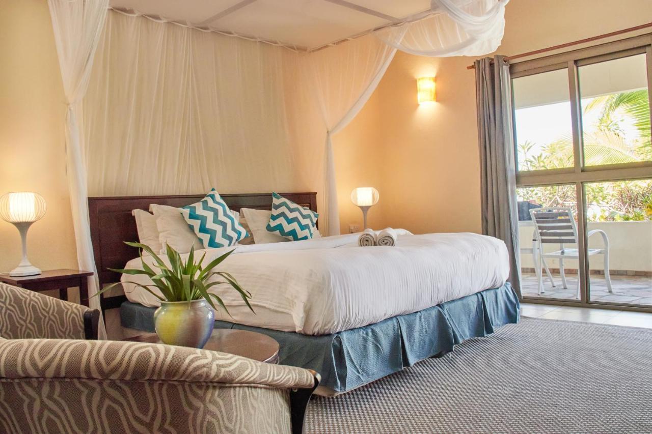 Lake Kariba Inns スィアボンガ エクステリア 写真