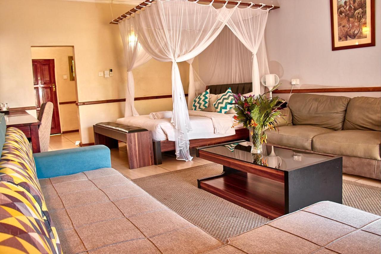 Lake Kariba Inns スィアボンガ エクステリア 写真