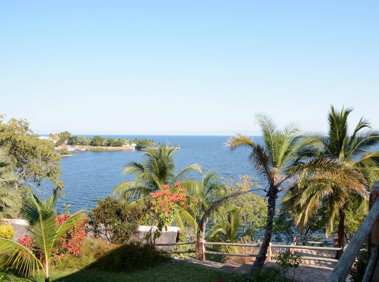 Lake Kariba Inns スィアボンガ エクステリア 写真