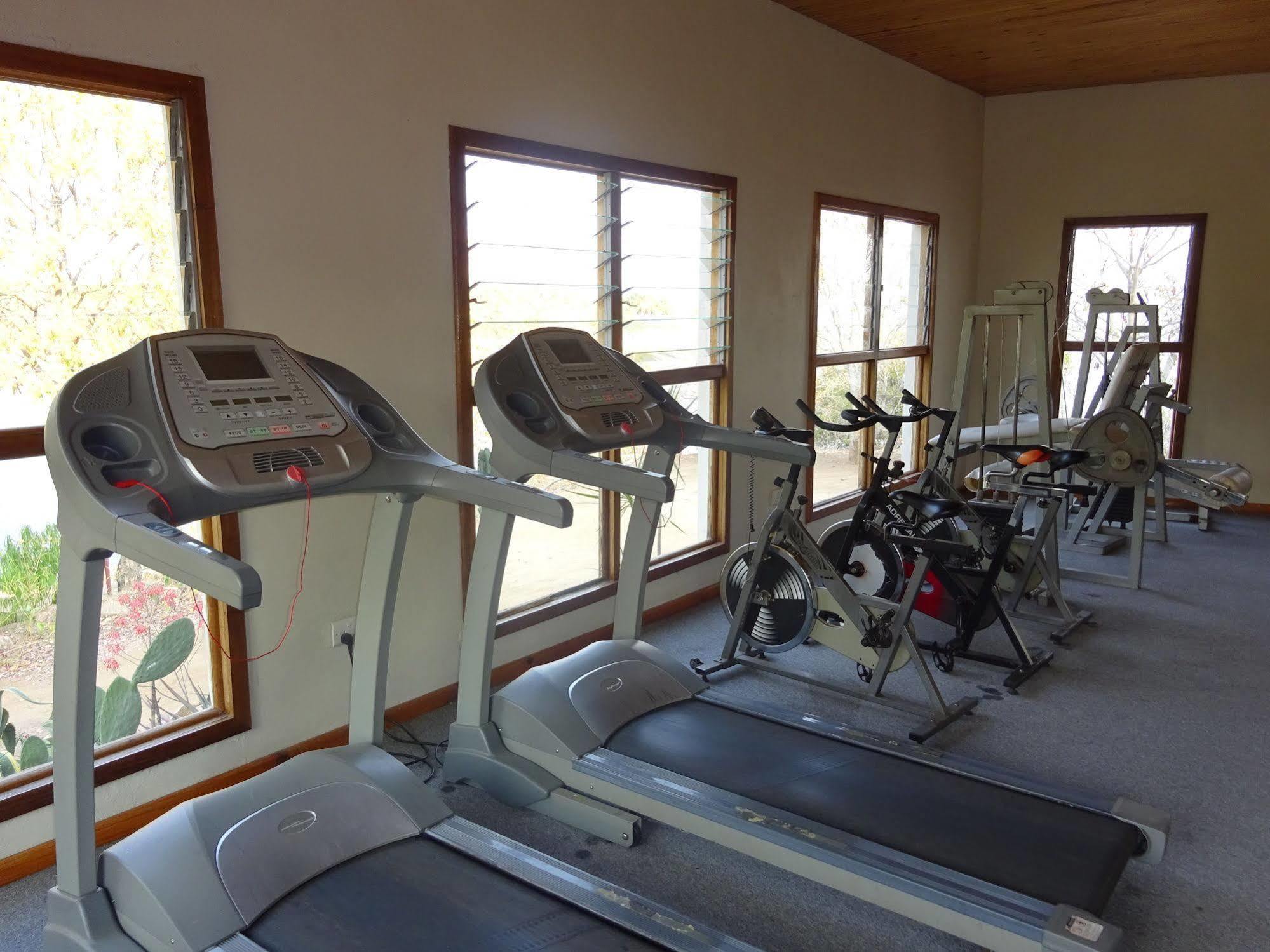 Lake Kariba Inns スィアボンガ エクステリア 写真